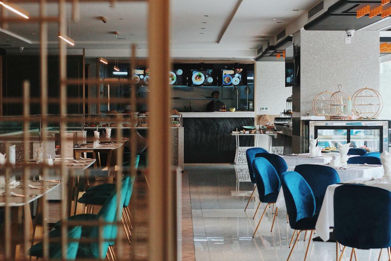 Virtuous World Hotel Фошань Экстерьер фото