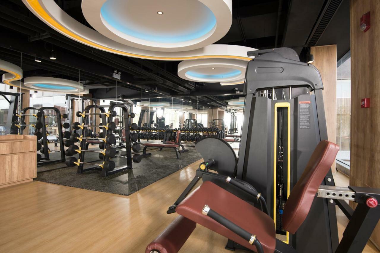 Virtuous World Hotel Фошань Экстерьер фото