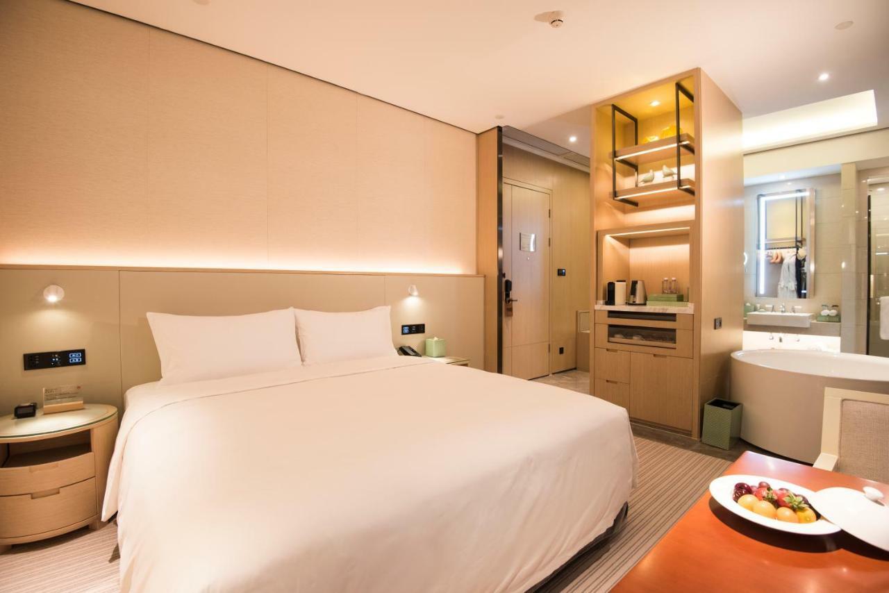 Virtuous World Hotel Фошань Экстерьер фото