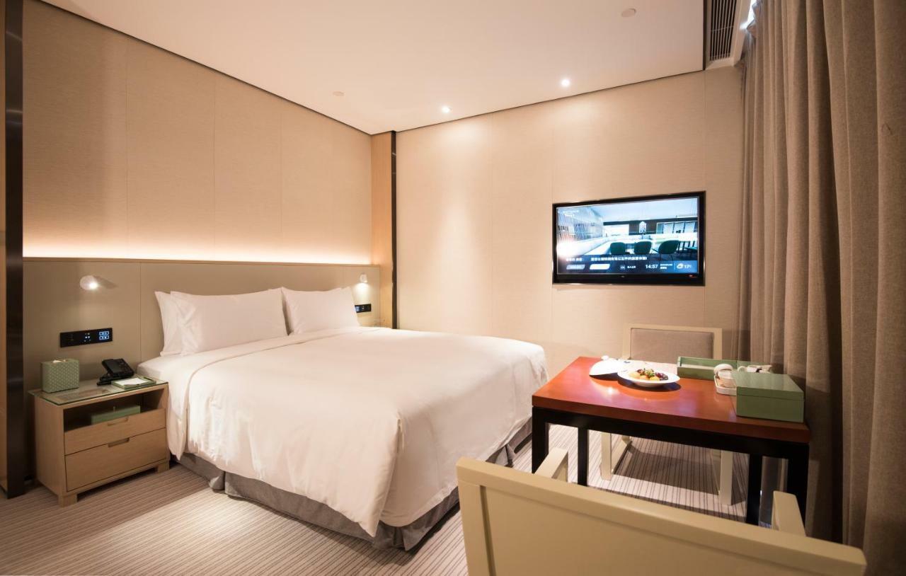 Virtuous World Hotel Фошань Экстерьер фото