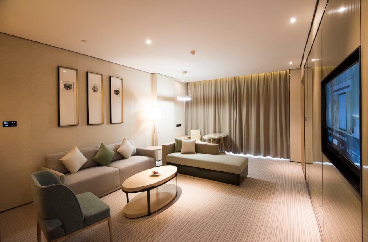 Virtuous World Hotel Фошань Экстерьер фото