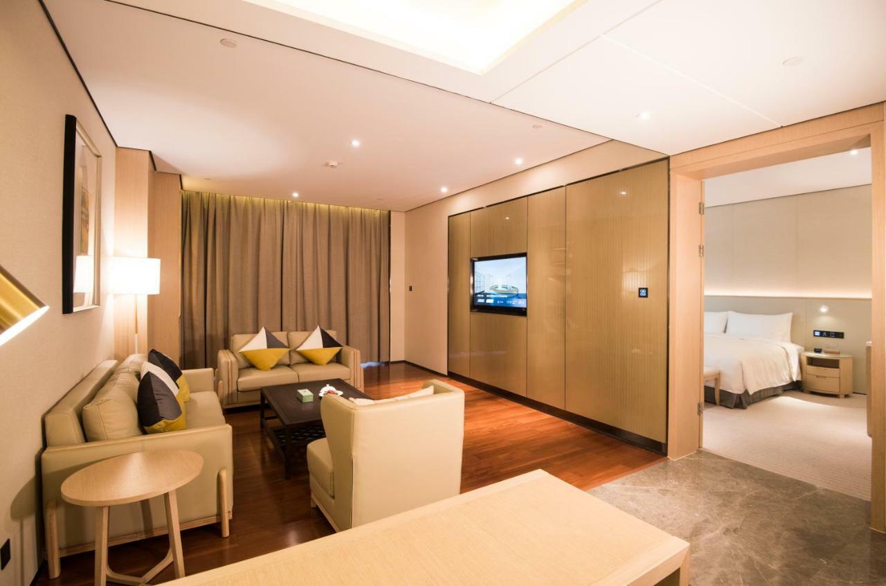Virtuous World Hotel Фошань Экстерьер фото