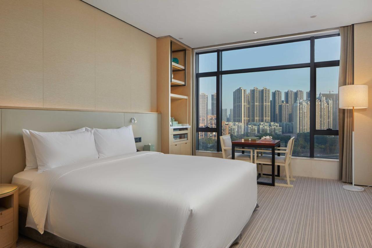 Virtuous World Hotel Фошань Экстерьер фото